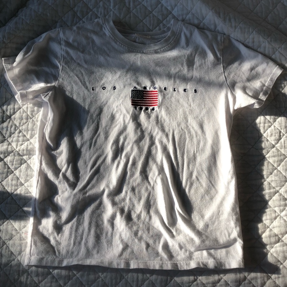 😍 SOLD 😍 LA Brandy Tee